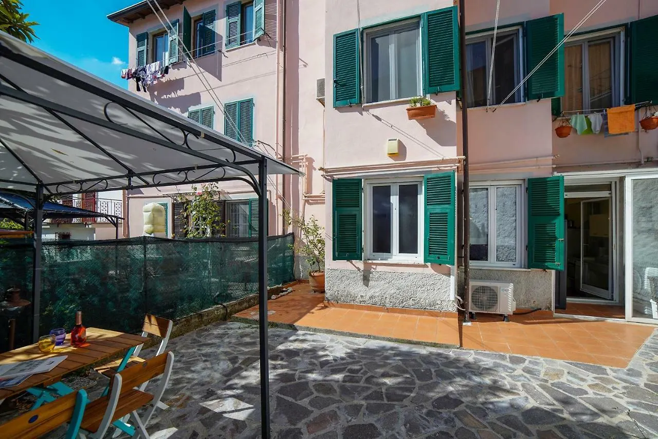 La Casetta Di Pia La Spezia 0*,  Italy